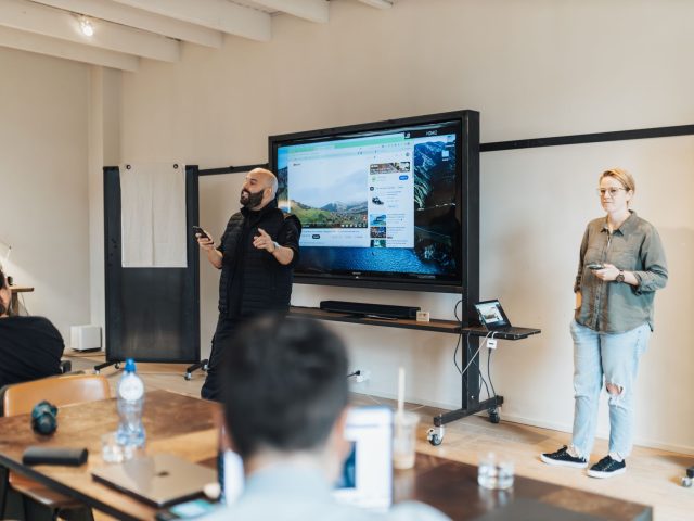 Optimiser l’engagement client grâce à LinkedIn